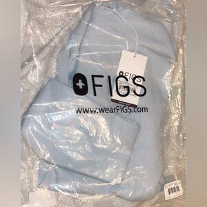 FIGS NWT Chambray salta long sleeve RARE LIMITED EDITION